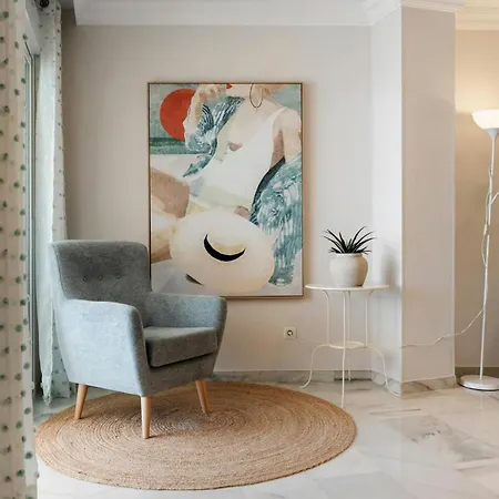 Bonito Piso En Primera Línea De Playa En Apartamento *