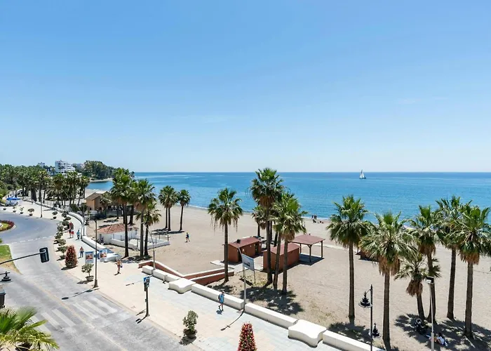 Bonito Piso En Primera Linea De Playa En Apartment Estepona